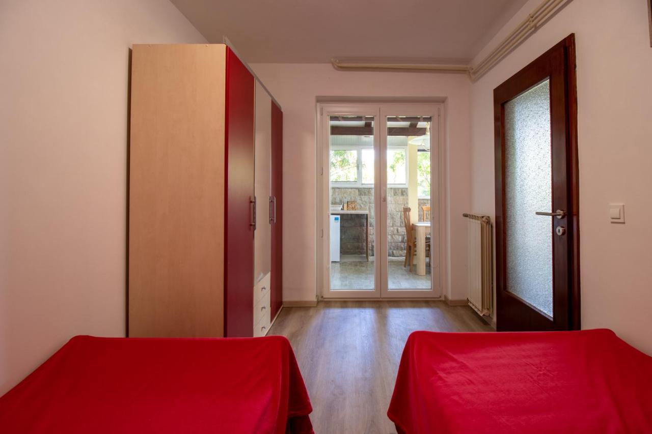 Olive Garden & Sea Apartments Порторож Экстерьер фото